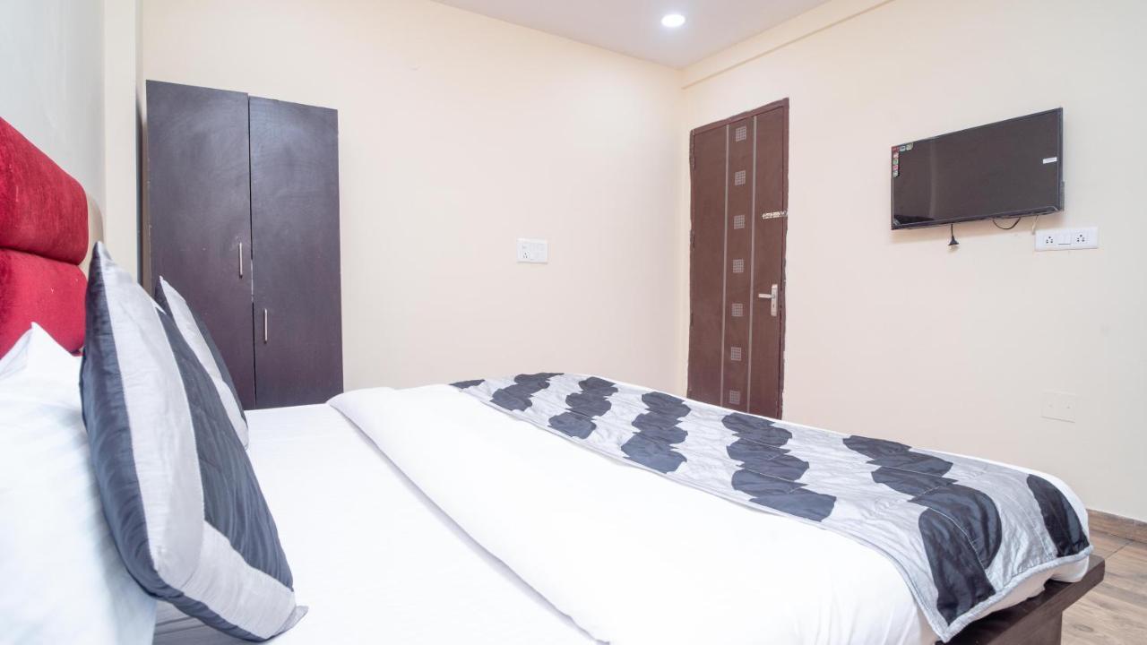 Hotel Gs International Couple Friendly At Delhi University Νέο Δελχί Εξωτερικό φωτογραφία