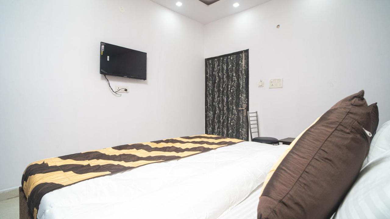 Hotel Gs International Couple Friendly At Delhi University Νέο Δελχί Εξωτερικό φωτογραφία