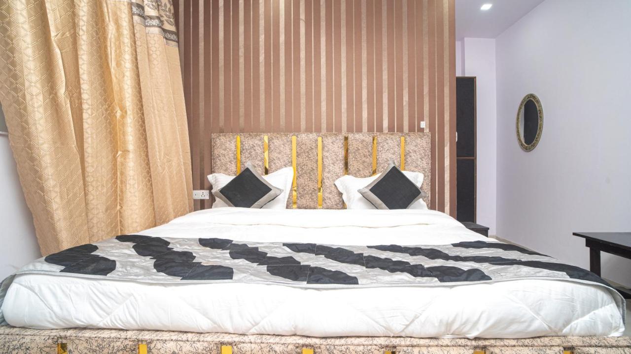 Hotel Gs International Couple Friendly At Delhi University Νέο Δελχί Εξωτερικό φωτογραφία